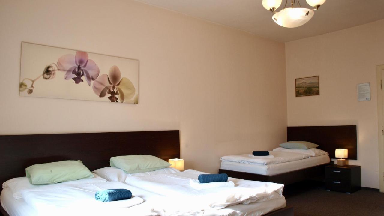 Pension Village Karlovy Vary Extérieur photo